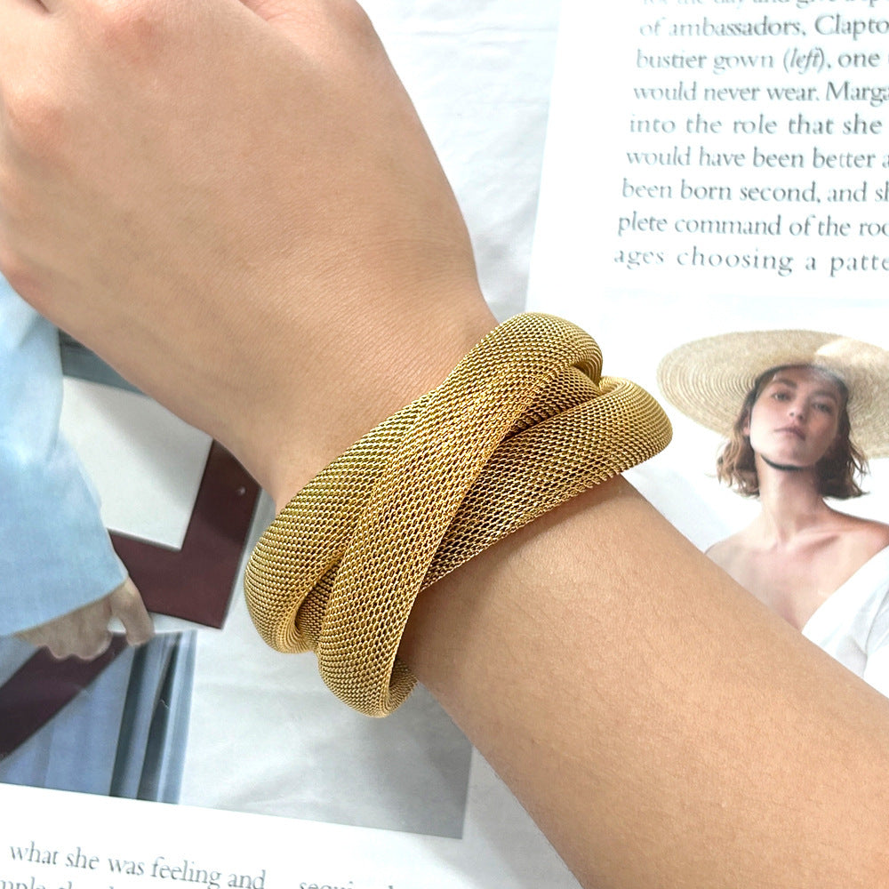 Loving Winding Bracelet SYTELLA