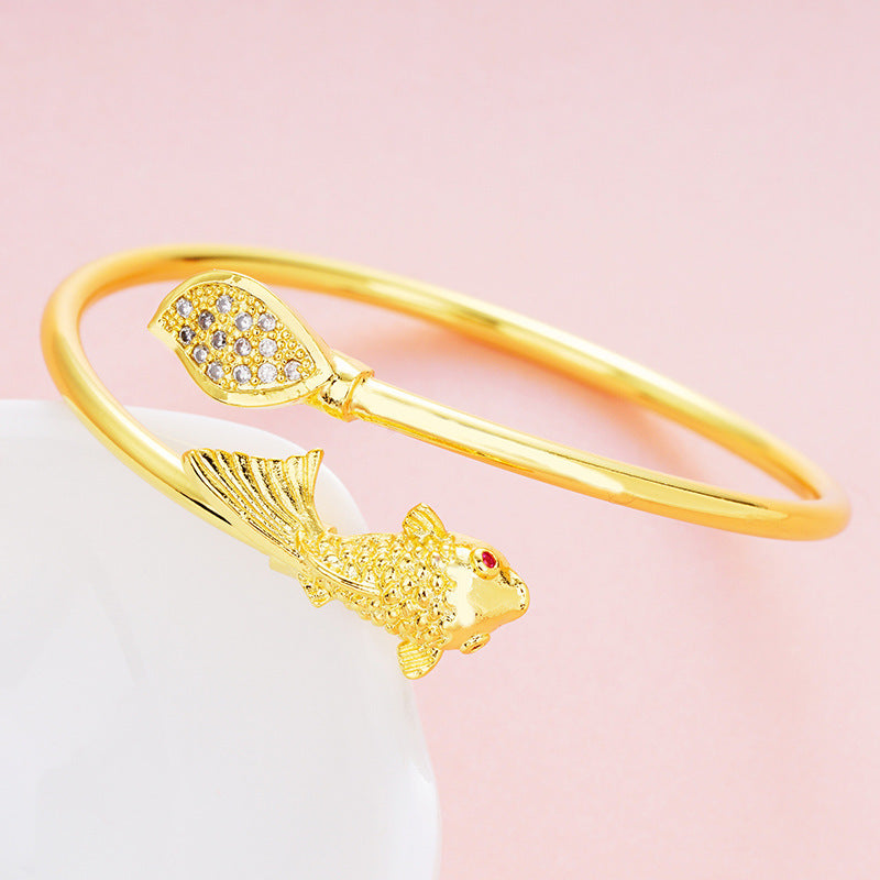 Honour Charm Opening Bracelate SYTELLA