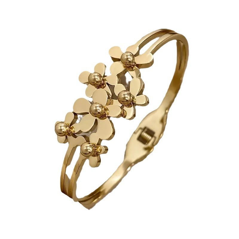 Wonderful Flower Cluster Bracelet SYTELLA