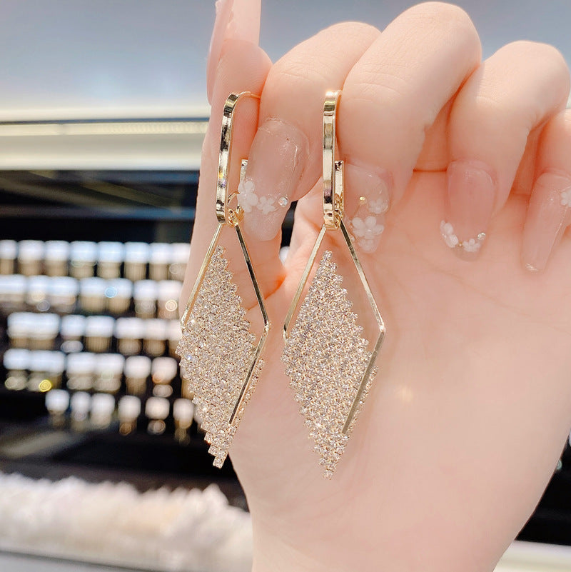 Light Luxury Diamond Earrings SYTELLA