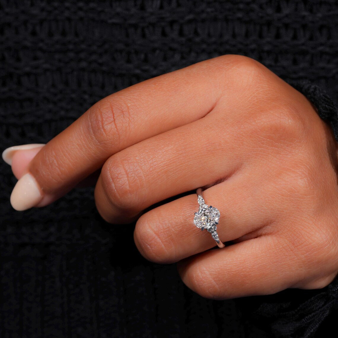 Shiny Diamond Wedding Ring SYTELLA