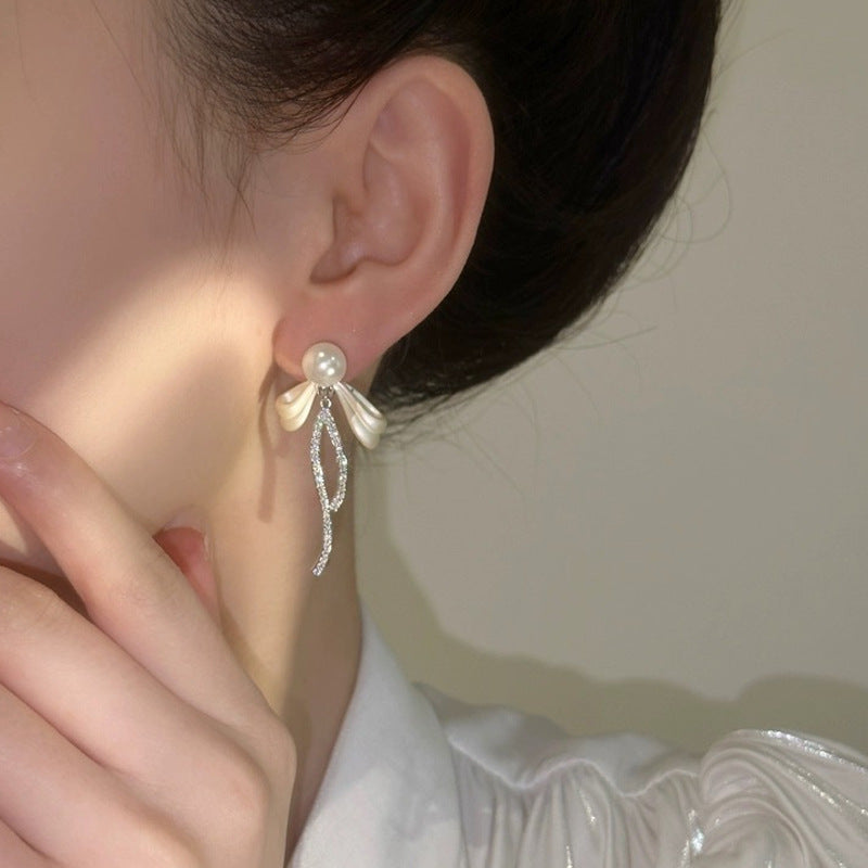 Classy Bow Tie Stud Earrings SYTELLA