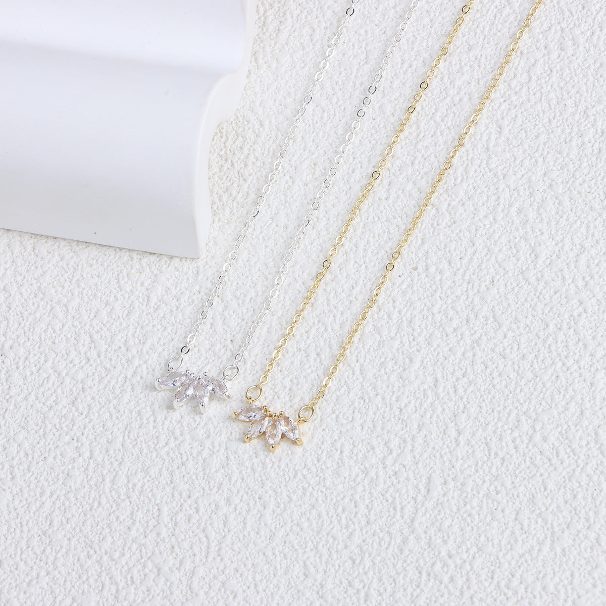Shining Flower Petal Necklace SYTELLA
