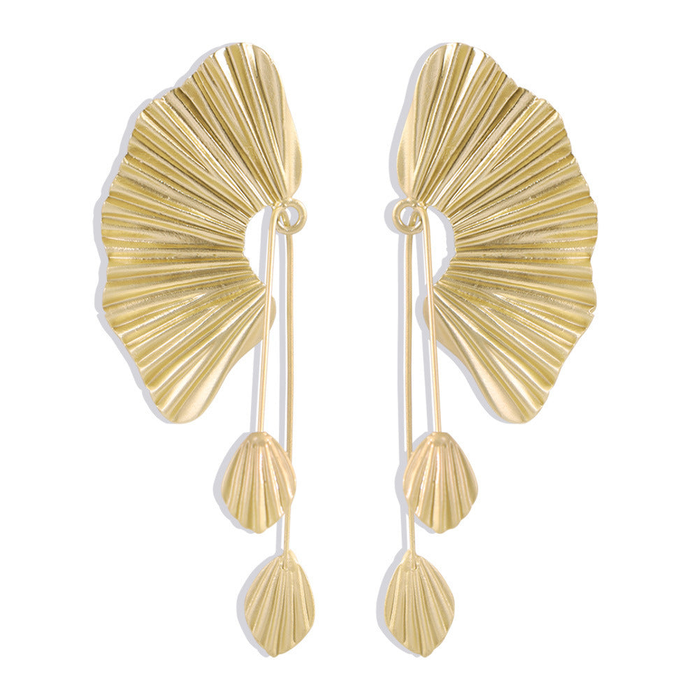Epic Scallop Leaf Earrings SYTELLA