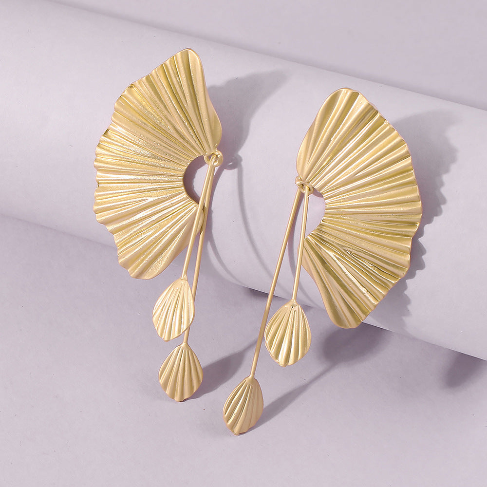 Epic Scallop Leaf Earrings SYTELLA