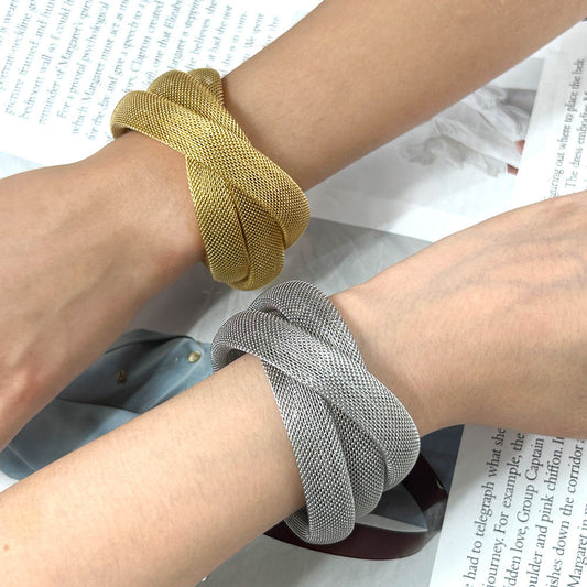 Loving Winding Bracelet SYTELLA
