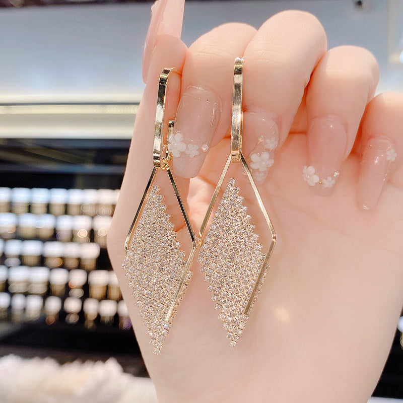 Light Luxury Diamond Earrings SYTELLA