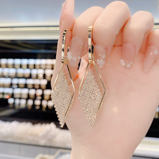Light Luxury Diamond Earrings SYTELLA