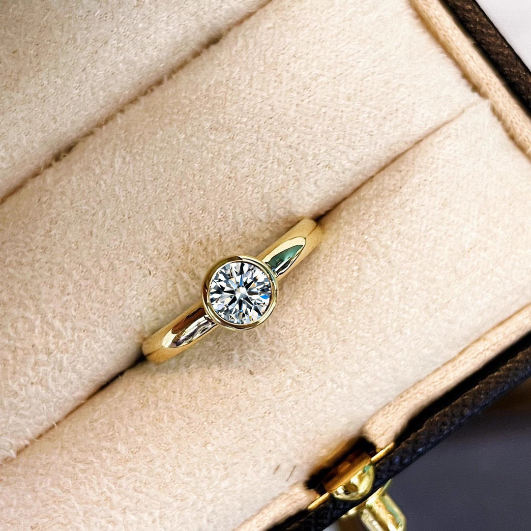 Simplicity Bubble Stone Ring SYTELLA